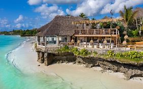 Salt & Coral Hotel And Restaurant
